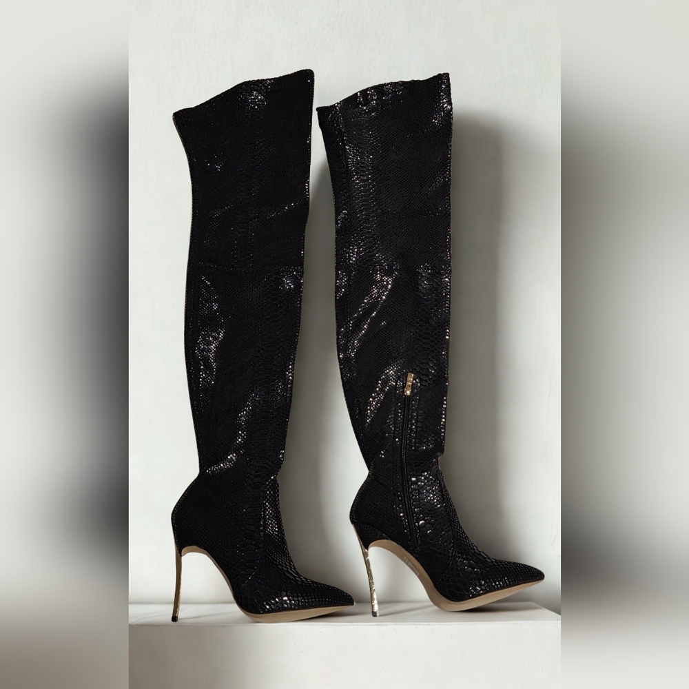 Elegant Black Over-the-Knee Boots